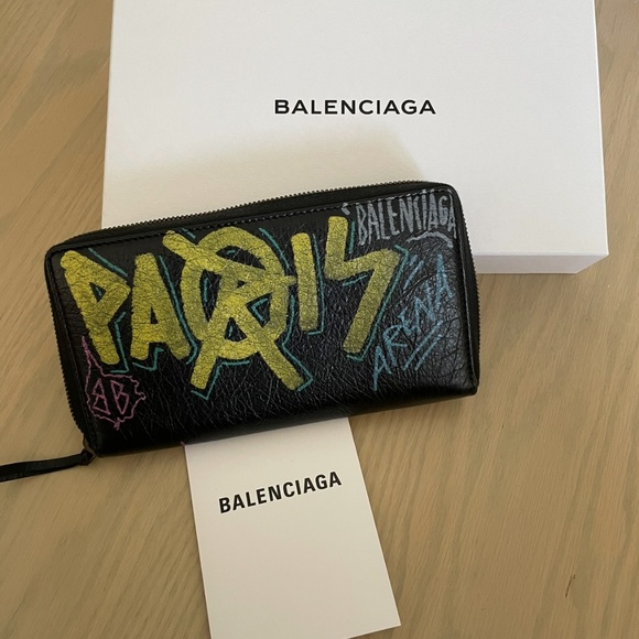 Balenciaga Graffiti wallet - Picture 3 of 3